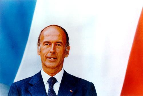giscard-portrait-officiel_