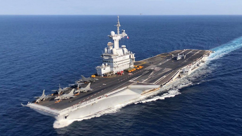 1024px-French_aircraft_carrier_Charles_de_Gaulle_(R91)_underway_on_24_April_2019_(190424-M-BP588-1005)
