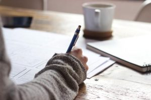 Travailler pendant les 3 trimestres scolaires